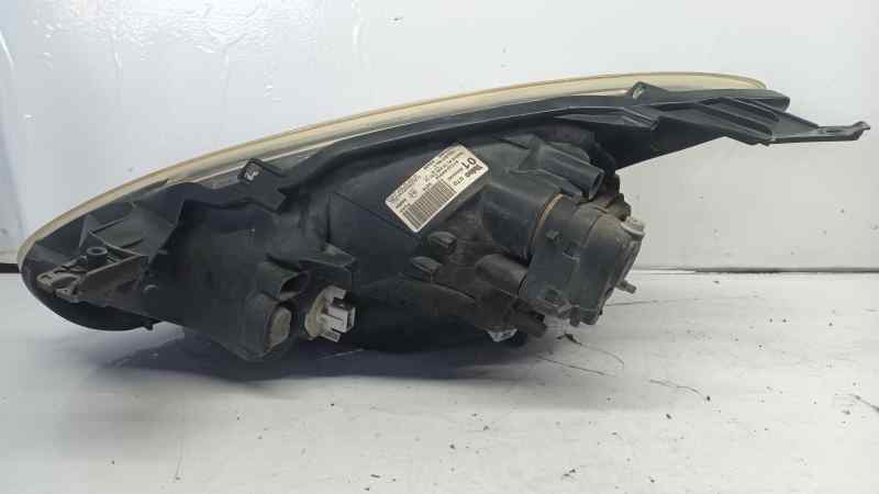 TOYOTA AYGO FARO DERECHO 89033080