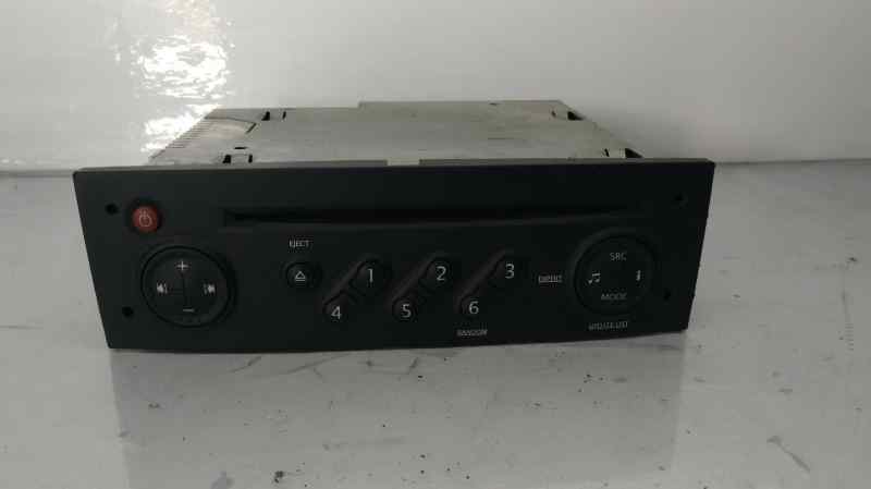 RENAULT CLIO III SISTEMA AUDIO / RADIO CD 8200607915T