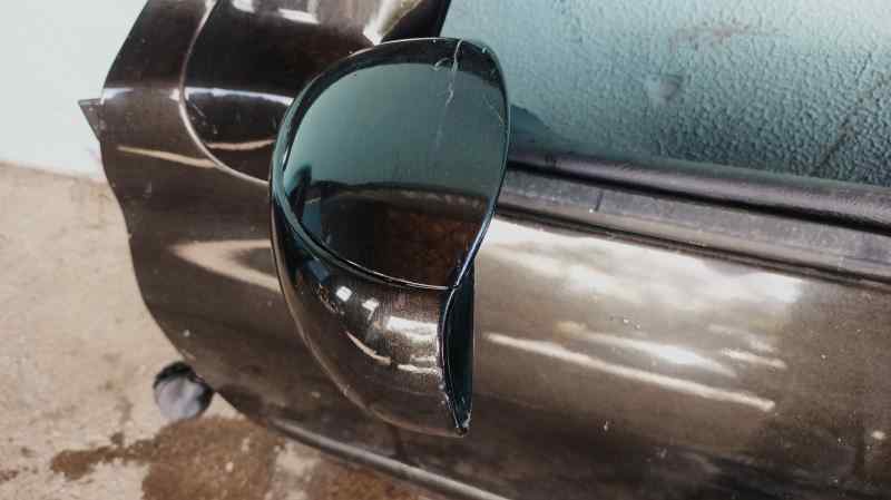 PEUGEOT 206 BERLINA RETROVISOR IZQUIERDO 