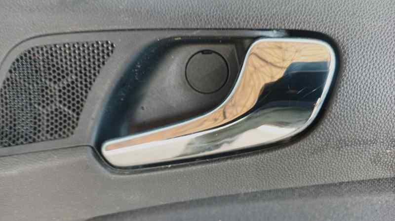 OPEL CORSA D MANETA INTERIOR DELANTERA DERECHA 13110957