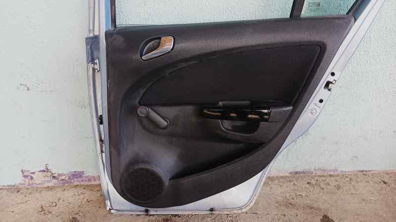 OPEL CORSA D GUARNECIDO PUERTA TRASERA DERECHA P0112462