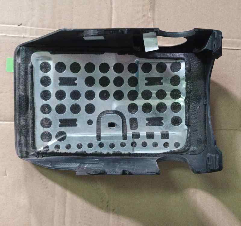 SEAT ARONA (KJ7) 1 0 TGI MOLDURA  6F0858559