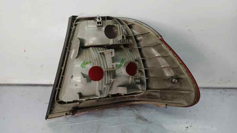 BMW SERIE 3 BERLINA (E46) PILOTO TRASERO IZQUIERDO 8383821