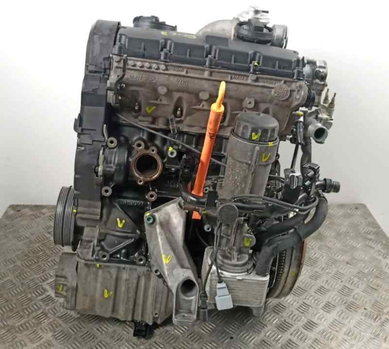 VOLKSWAGEN PASSAT VARIANT (3B6) MOTOR COMPLETO AWX