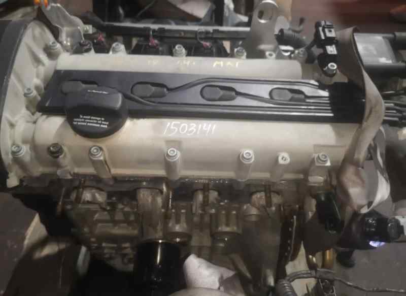 VOLKSWAGEN GOLF IV BERLINA (1J1) MOTOR COMPLETO AXP