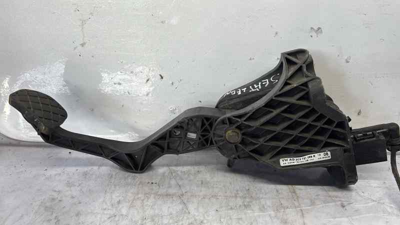 VOLKSWAGEN PASSAT VARIANT (3C5) PEDAL EMBRAGUE 3C2721059R