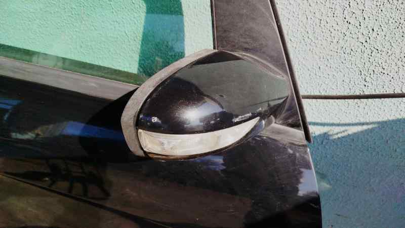 RETROVISOR DERECHO