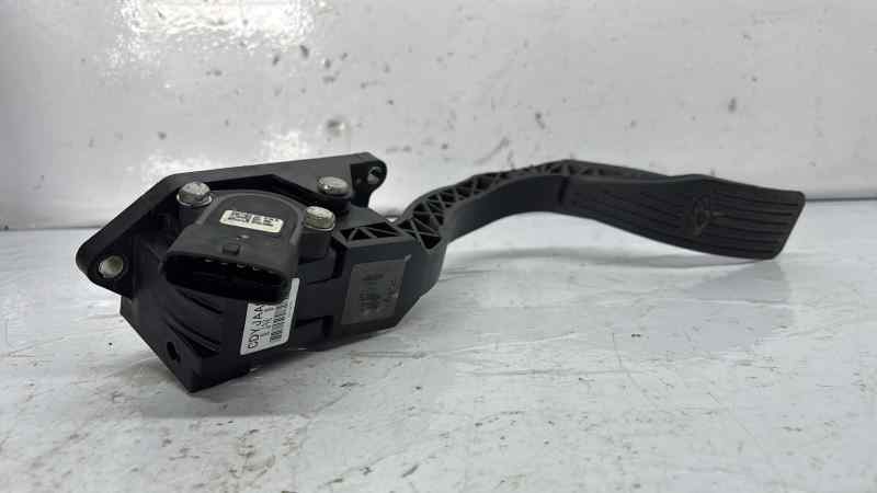 PEDAL ACELERADOR