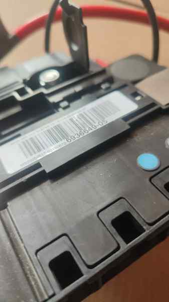 CAJA RELES / FUSIBLES