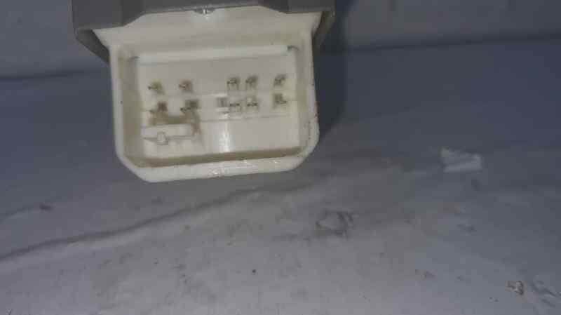 MANDO ELEVALUNAS DELANTERO IZQUIERDO 