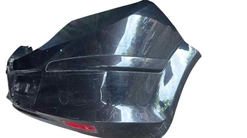 PARAGOLPES TRASERO