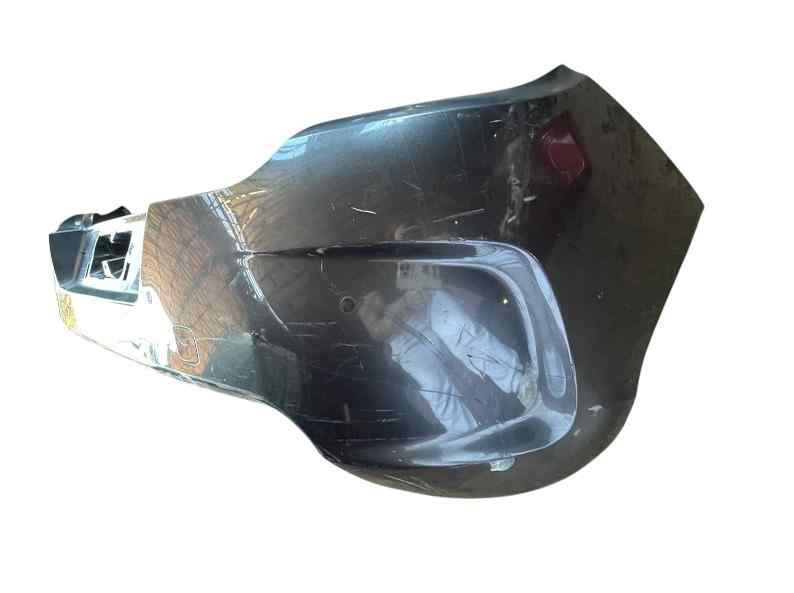 PARAGOLPES TRASERO
