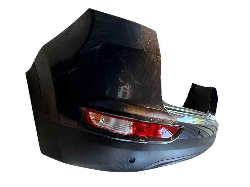 PARAGOLPES TRASERO