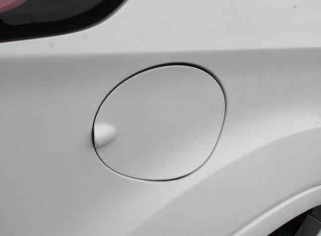 TAPA EXTERIOR COMBUSTIBLE