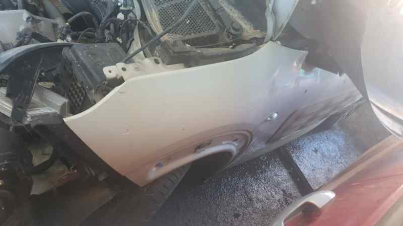 ALETA DELANTERA IZQUIERDA