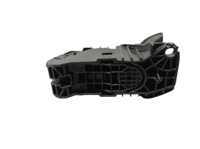 PEDAL ACELERADOR