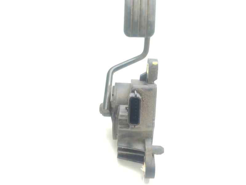 PEDAL ACELERADOR
