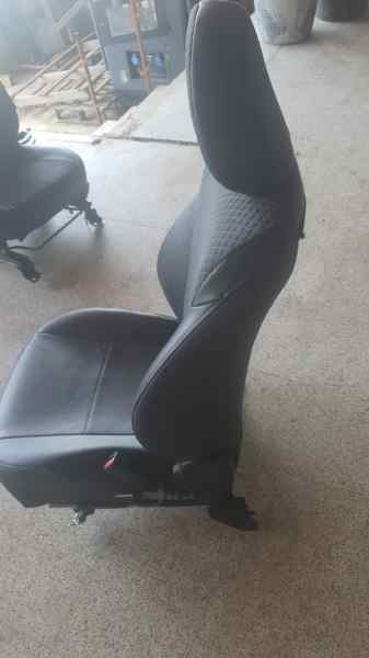 ASIENTO DELANTERO DERECHO