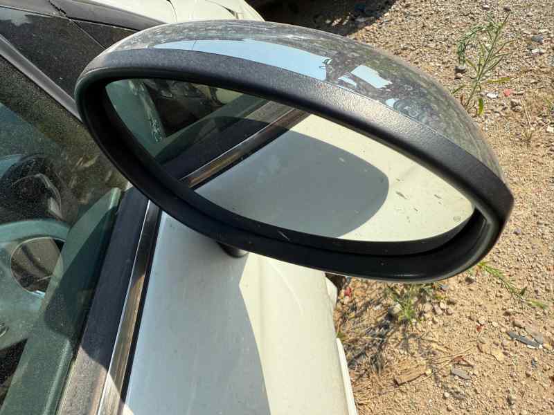 RETROVISOR DERECHO