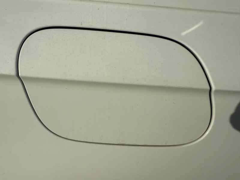 TAPA EXTERIOR COMBUSTIBLE