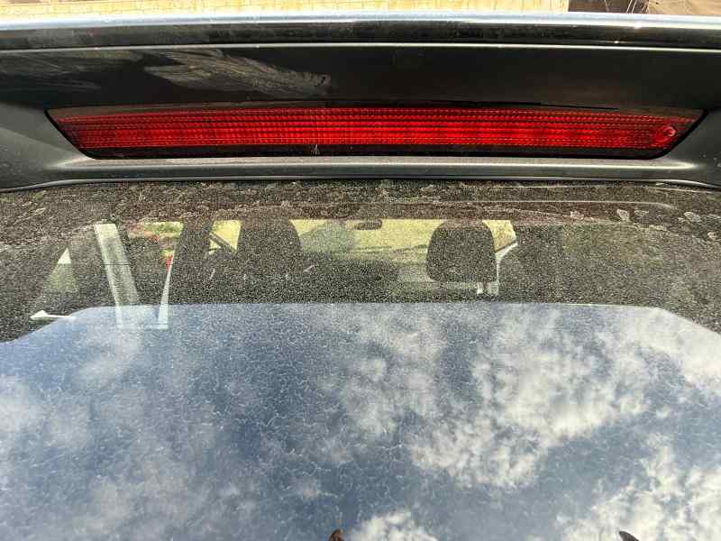 LUZ CENTRAL DE FRENO