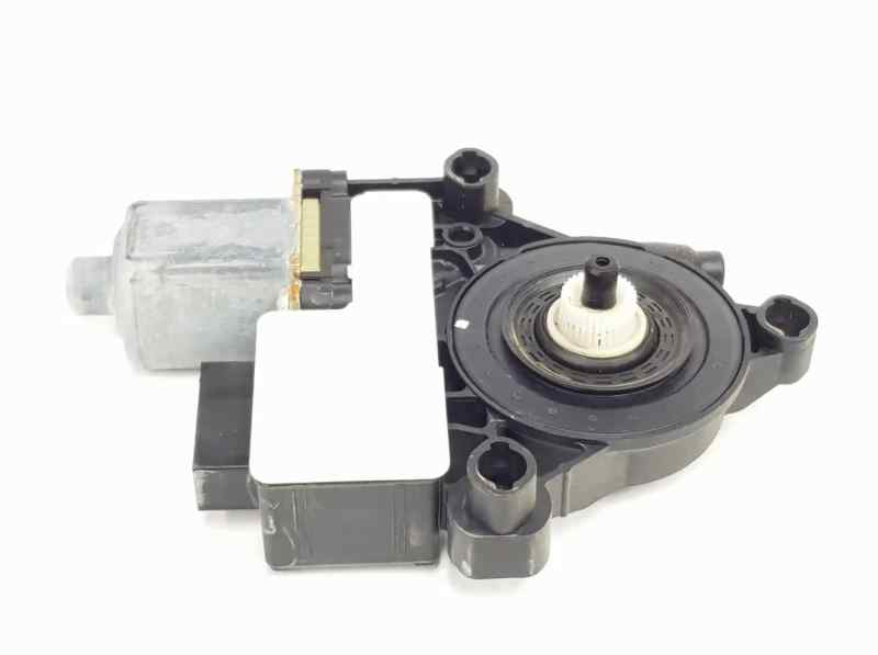 MOTOR ELEVALUNAS TRASERO DERECHO