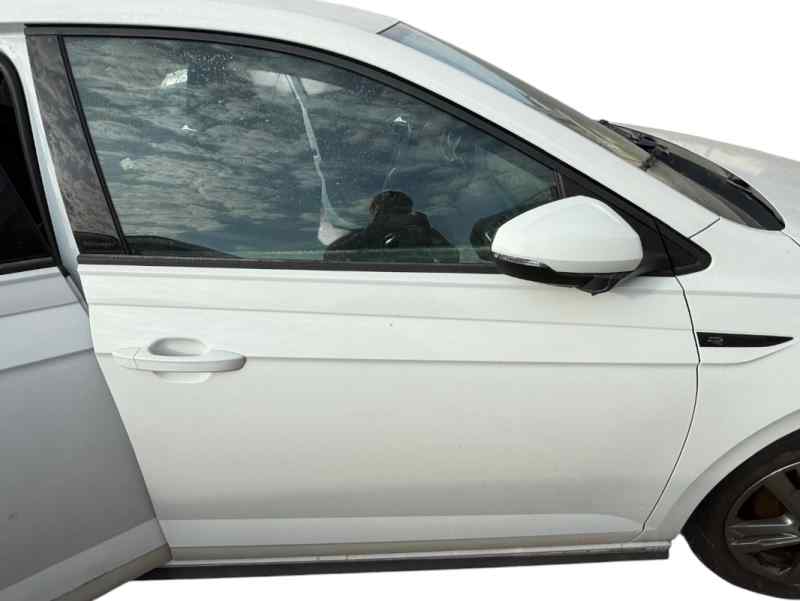 PUERTA DELANTERA DERECHA