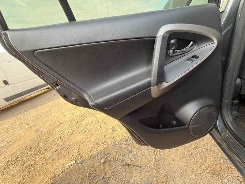 GUARNECIDO PUERTA TRASERA IZQUIERDA