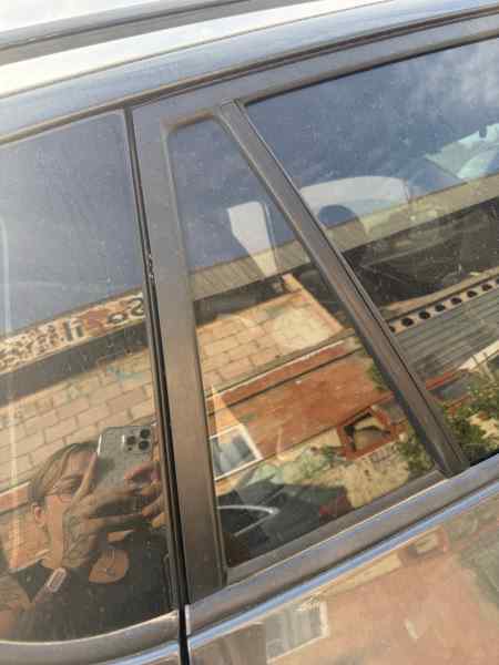 LUNA TRASERA DERECHA