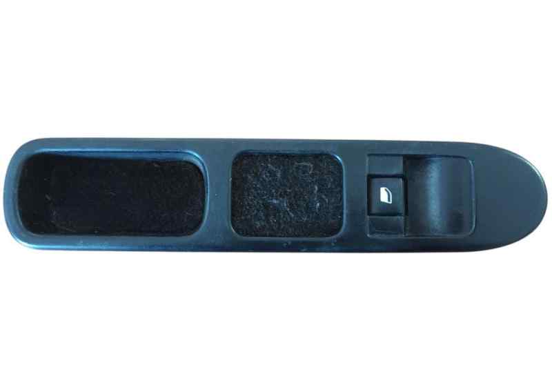 MANDO ELEVALUNAS DELANTERO DERECHO