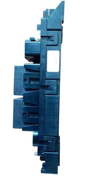 CAJA RELES / FUSIBLES