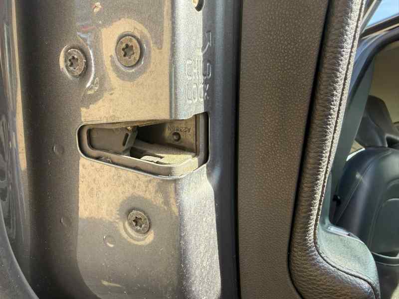 CERRADURA PUERTA TRASERA IZQUIERDA 