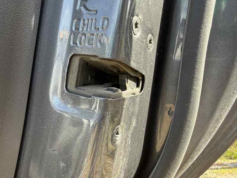 CERRADURA PUERTA TRASERA DERECHA 