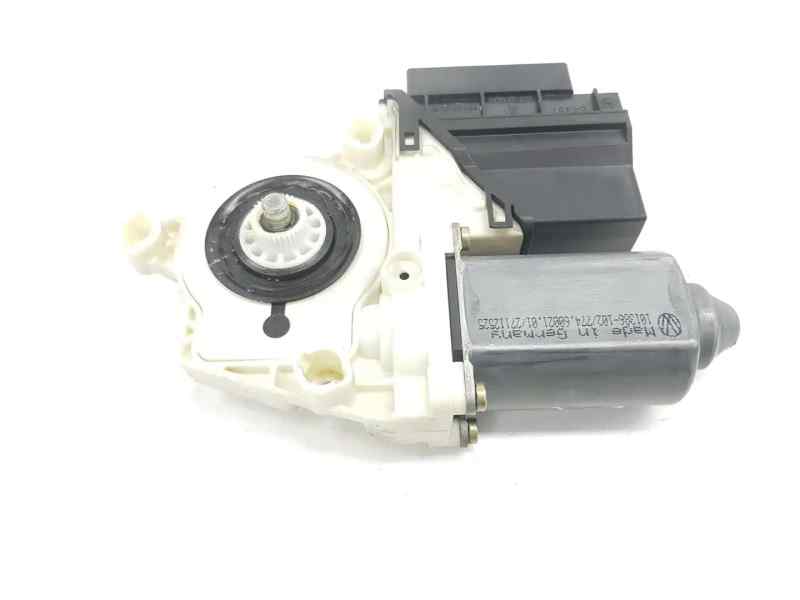 MOTOR ELEVALUNAS DELANTERO DERECHO