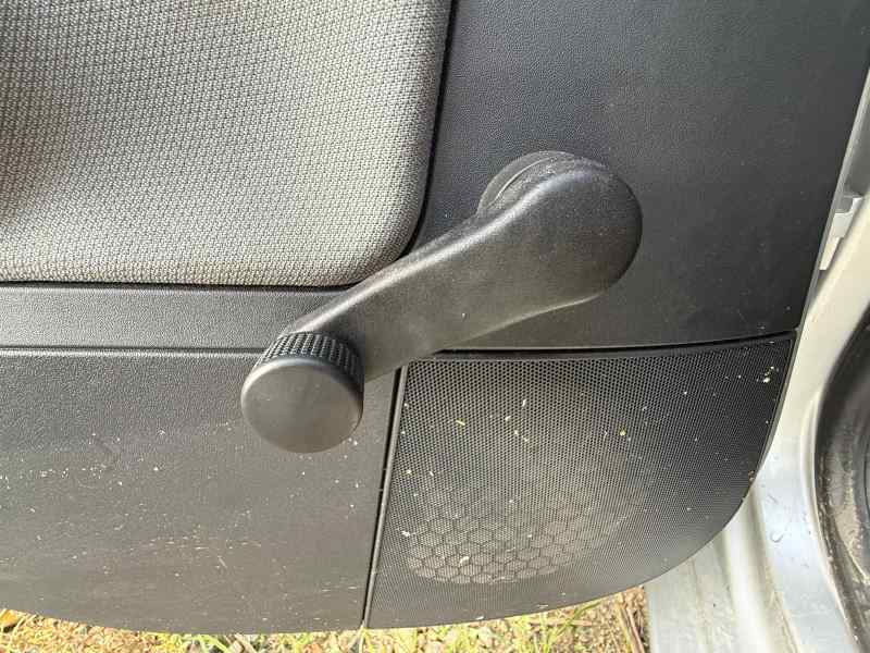 MANETA ELEVALUNAS TRASERA IZQUIERDA