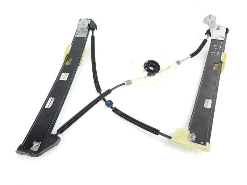 ELEVALUNAS DELANTERO DERECHO