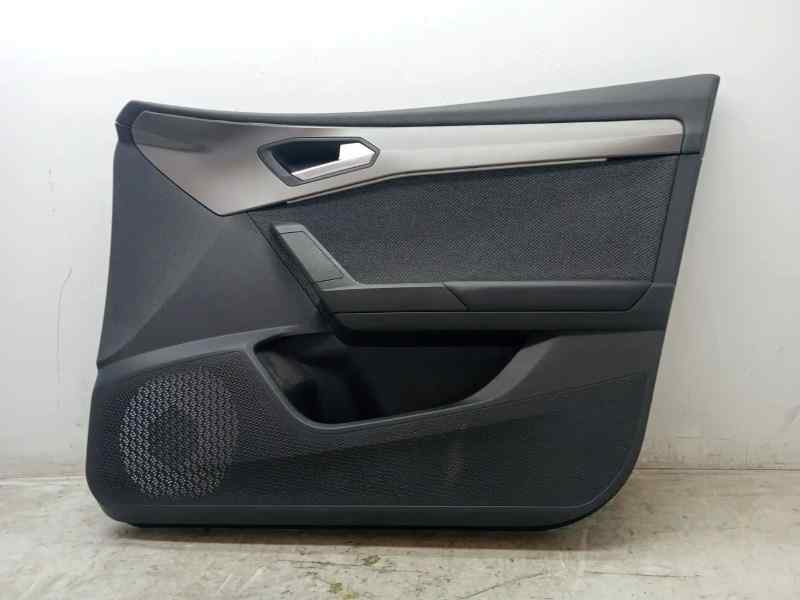 GUARNECIDO PUERTA DELANTERA DERECHA