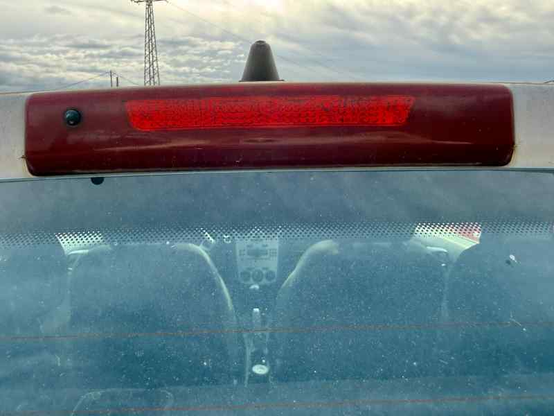 13186347 LUZ CENTRAL DE FRENO OPEL CORSA D