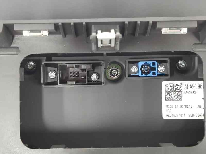 PANTALLA MULTIFUNCION