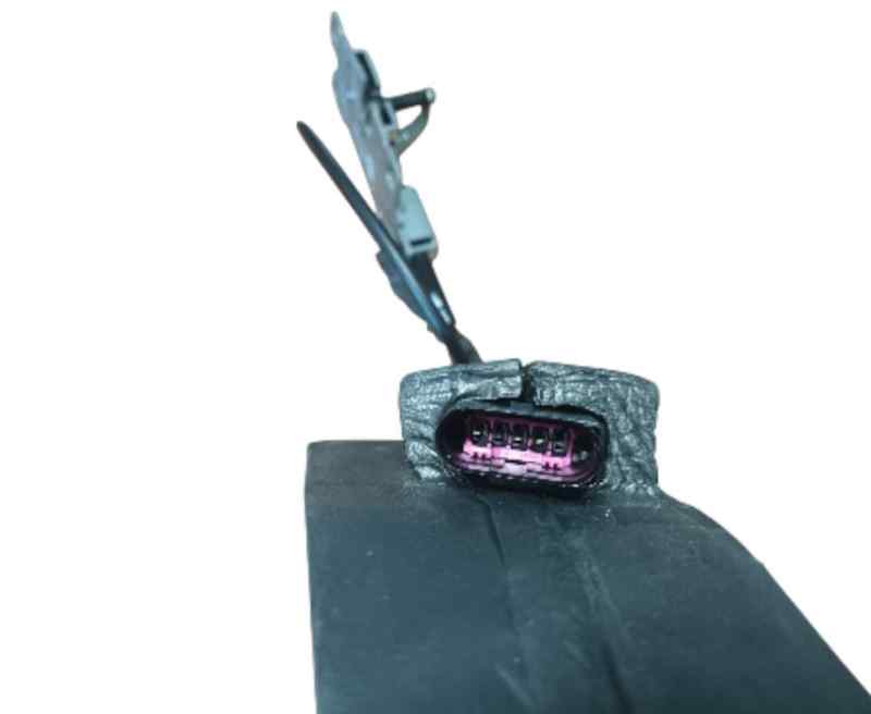 CERRADURA MALETERO / PORTON