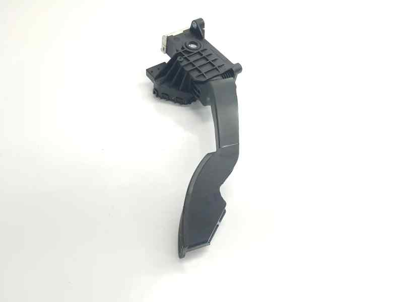 PEDAL ACELERADOR