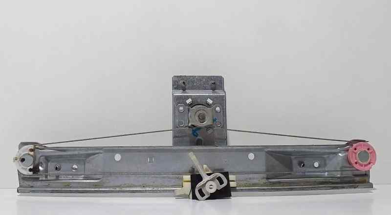 ELEVALUNAS TRASERO IZQUIERDO