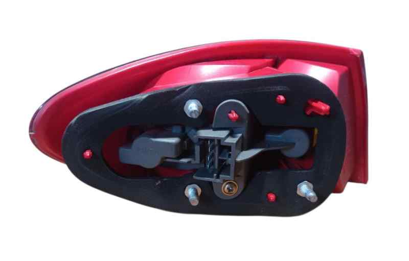 03323010 PILOTO TRASERO DERECHO ALFA ROMEO 147 (190)