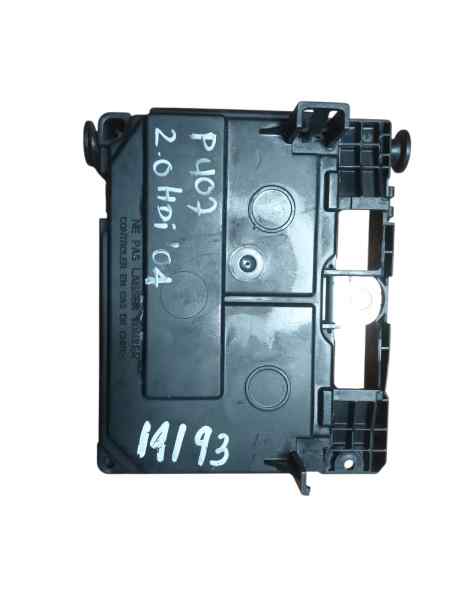 CAJA RELES - FUSIBLES