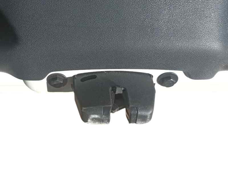 CERRADURA MALETERO - PORTON