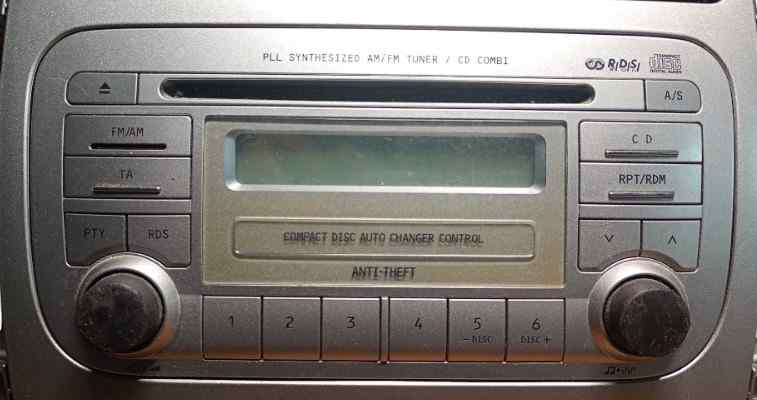3910159J80 SISTEMA AUDIO - RADIO CD SUZUKI LIANA RH (ER)
