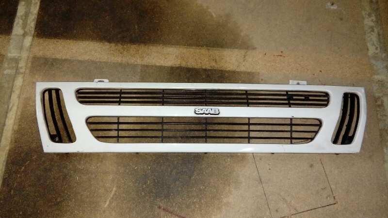 CALANDRA DELANTERA DE RADIADOR SAAB 9000 - 9000 CS