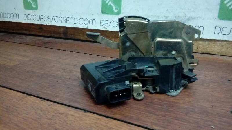 CERRADURA PUERTA DELANTERA IZQUIERDA 