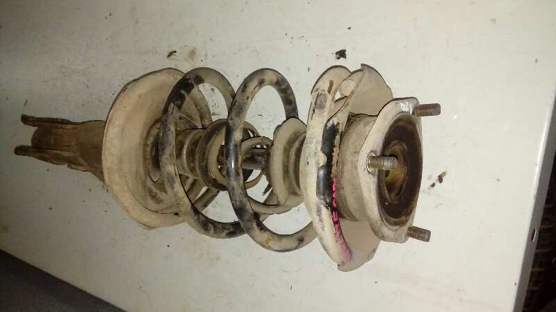 AMORTIGUADOR DELANTERO IZQUIERDO NISSAN VANETTE CARGO (HC23)