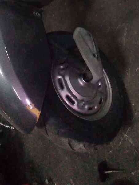 CON NEUMATICO LLANTA HONDA LEAD 100/BALI 100/SHADOW 90 ALUMINIO
